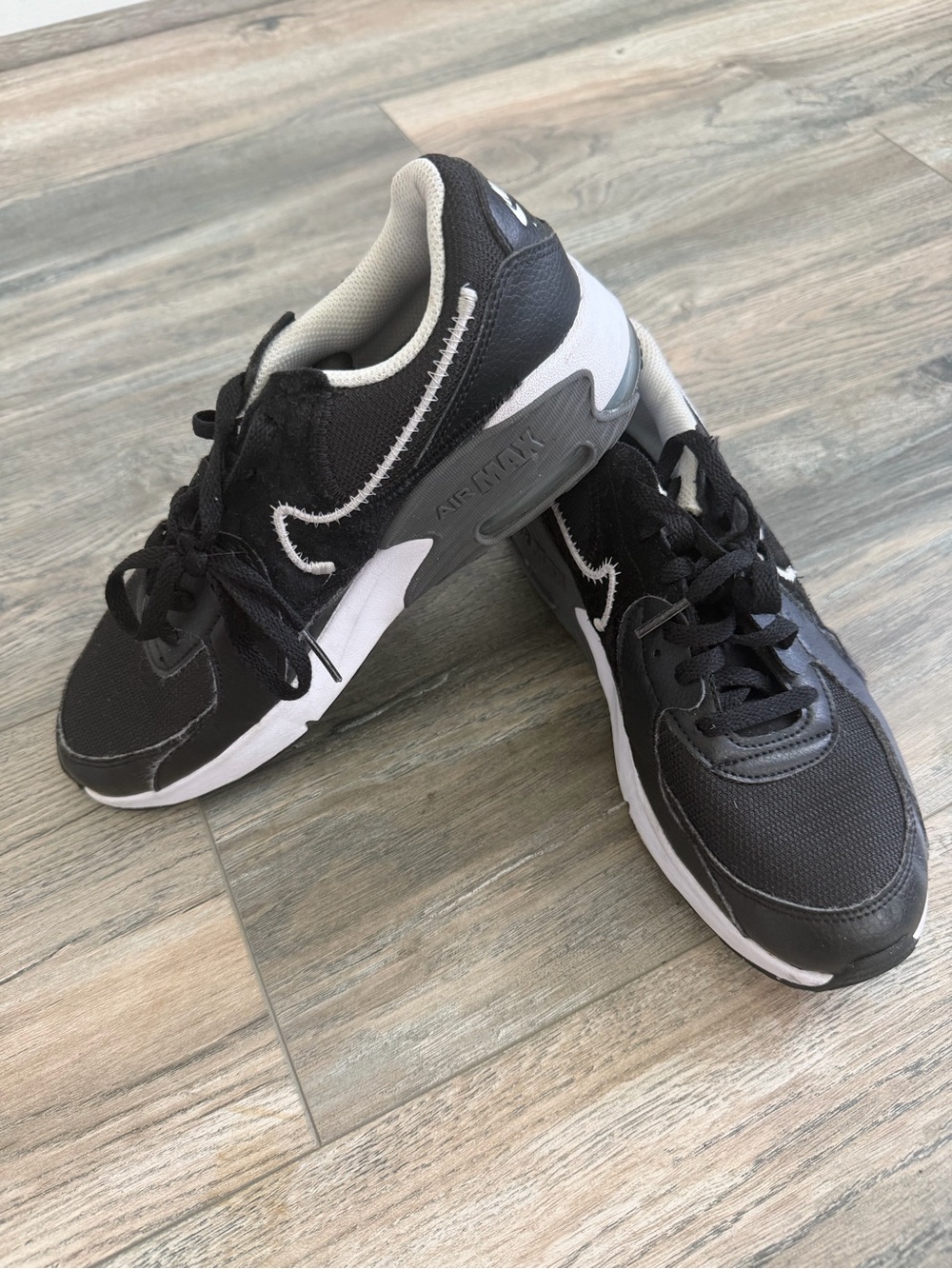 Nike Kids' Black and White Athletic Sneakers size 4Y